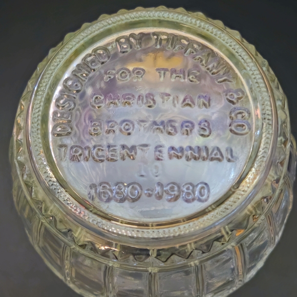 Tiffany Design Decanter - Picture 6 of 7